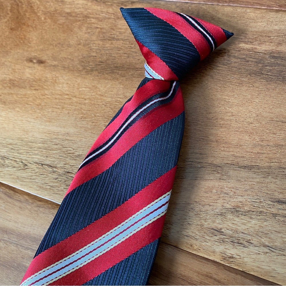 Boys comfortable clip on tie
